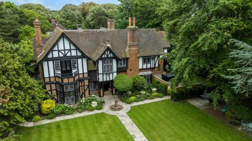 Bournemouth City Centre House | The Tudor Mansion