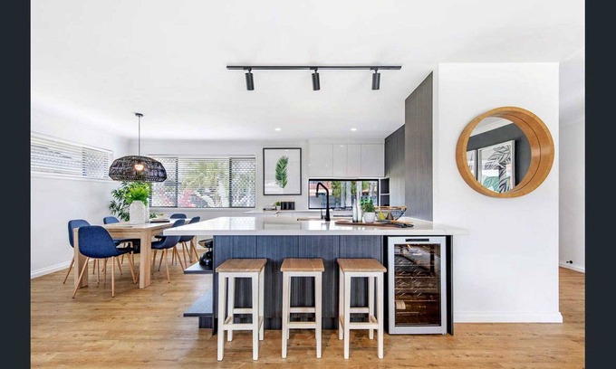 Mermaid Waters House | The Ultimate Pet Friendly Family Getaway