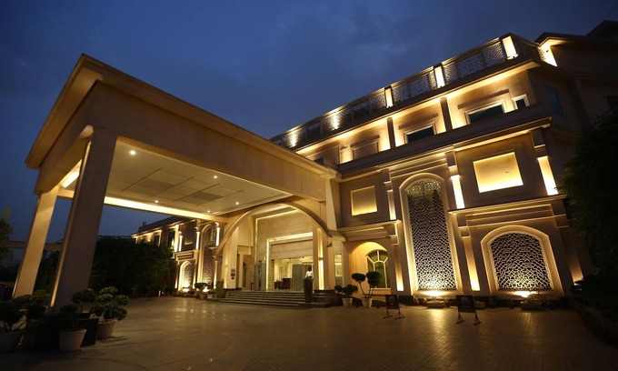South West Hotel | The Umrao