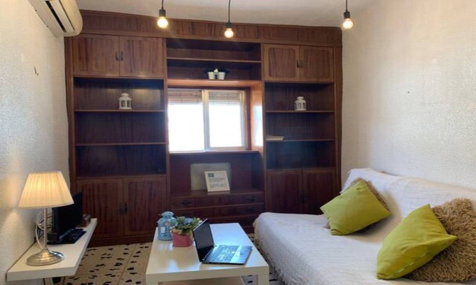 Almeria Centro Apartment | THE WALL WIFI ALMERIA