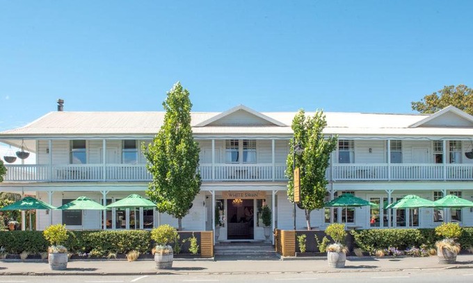 Greytown Hotel | The White Swan Hotel