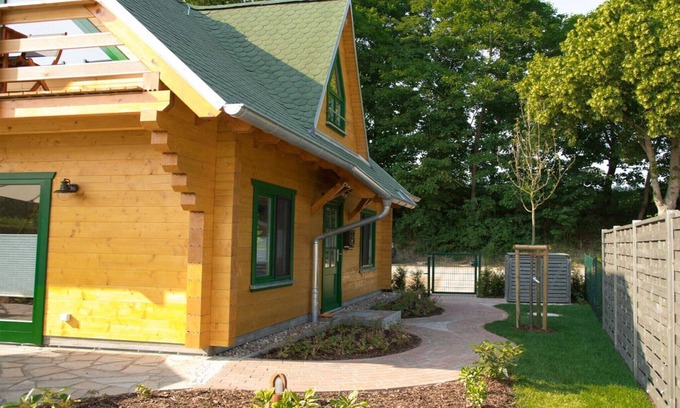 Neukalen House | The Winkler Family