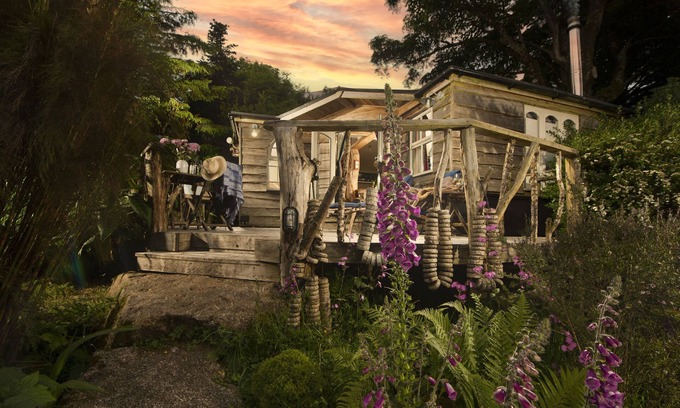 New Mill Cabin | The Woodcutters Cabin - Idyllic Cabin Ten Minutes from the Sea