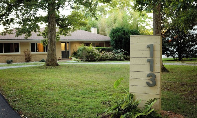 Berea House | The Woods Hot Tub Dog Friendly Near Town & Trails -opt. 3 bd/2 ba or 2 bd/1 ba