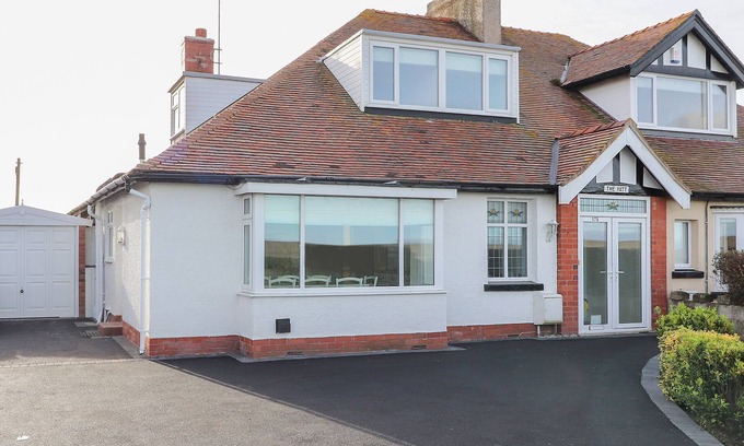 Rhos on Sea Cottage | THE YATT, family friendly, character holiday cottage in Rhos-On-Sea