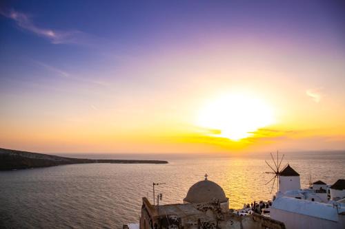 Oia House | Thetis Cave Houses
