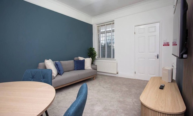 Whickham Apartment | This apartment is a 2 bedroom(s), 1 bathrooms, located in Whickham, England.