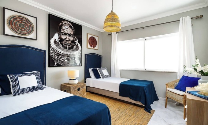 Portimao Apartment | This apartment is a 2 bedroom(s), 1 bathrooms, located in Portimão, Faro.