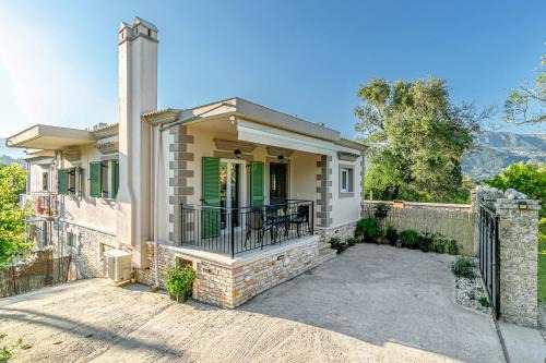 Kato Korakiana Apartment | Thomas House