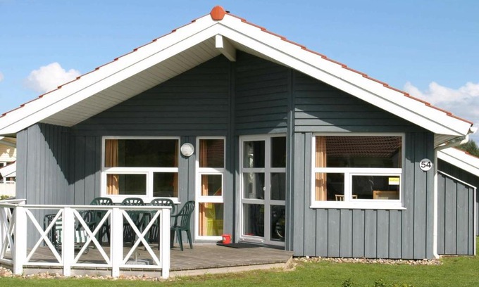Norderteil House | Three-Bedroom Holiday home in Otterndorf 6