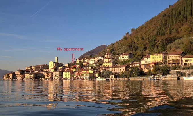 Peschiera Maraglio Apartment | Three-room apartment sleeps 6 in Monte Isola
