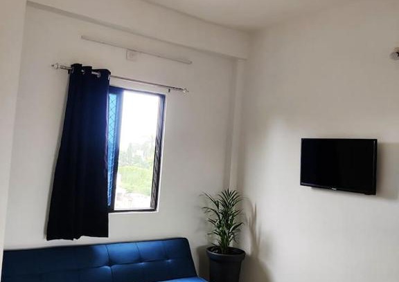 Lake Swaroop Sagar Apartment | TicAna private room in a 2 BHK