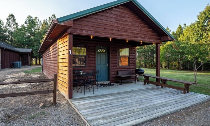 Amity Cabin | Timber Lodge Ranch - Studio 1