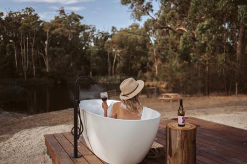 Loch House | Tiny Bobbie