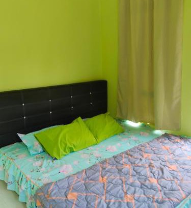 Tanah Merah House | Tiny House WH Homestay Pasir Mas Tanah Merah Rantau Panjang