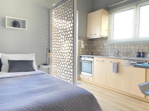 Nea Erithraia Apartment | TINY LITTLE STUDIO