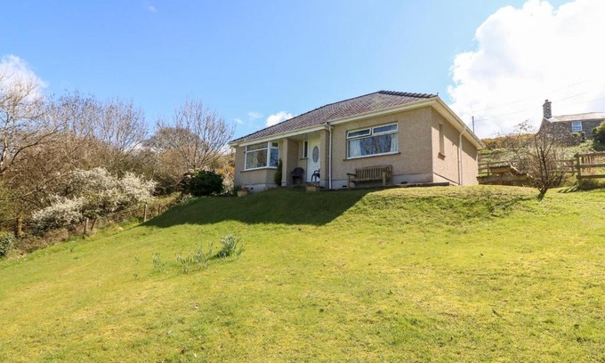 Talsarnau House | Tirionfa