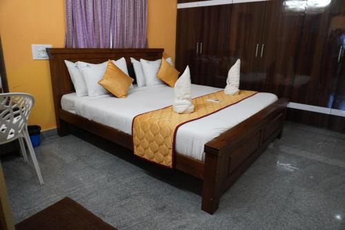 Tirupati Apartment | TIRUMALA PREMIUM HOME STAY
