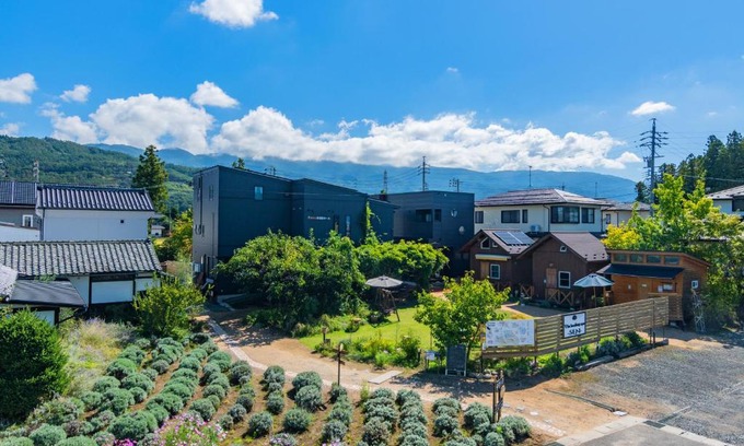 Matsumoto House | Tomareru Himitsukichi L-Base