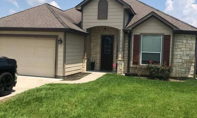 Tomball House | Tomball Cypress Fall No cleaning Fee