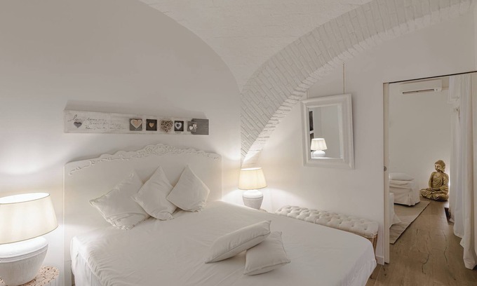 Rione VII Regola Apartment | TOP CAVES