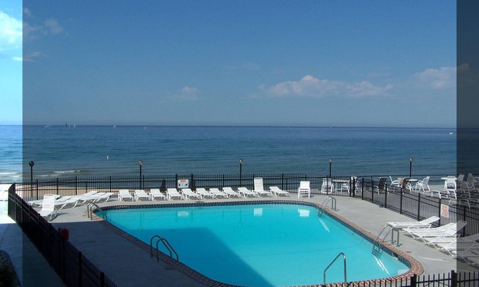 South Haven Condo | Top Floor Corner Unit on Lake Michigan in South Haven