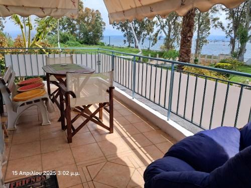 Preveza Apartment | Top floor on villa, 3' from center, by the sea! Host is Efi Kwsta