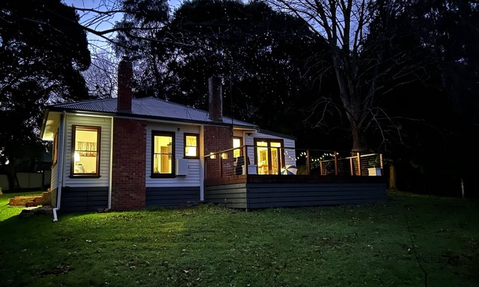Warburton House | Top of Ferndale, Warburton