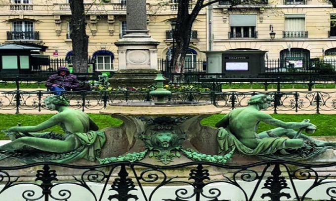 Strasbourg -Saint-Denis Apartment | TOP OF THE RANGE -MARAIS ARTS-ET -METIERS 5 BEDROOM FAMILY APT