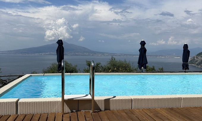 Monte Chiaro Hotel | Torre Barbara