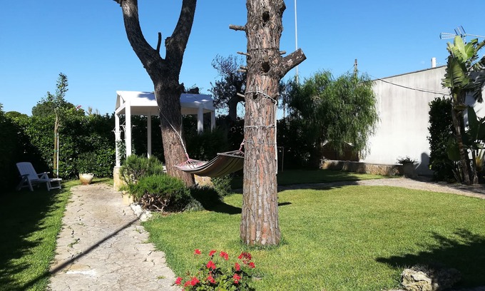 Torre San Giovanni Villa | Torre San Giovanni: Fabulous Villa in Salento! Torre San Giovanni, 500m from the sea. Ideal for groups and families