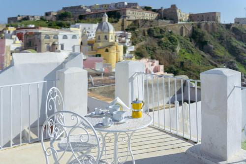 Procida Apartment | TORRETTA CORRICELLA- Torretta