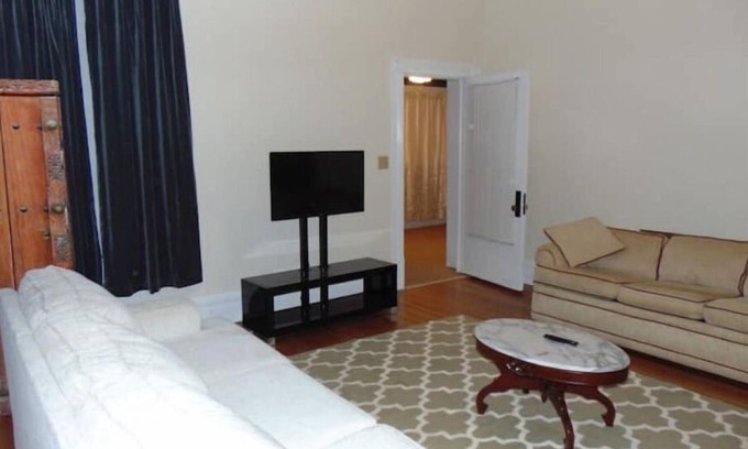 Anniston Apartment | Tosin's Apartment.