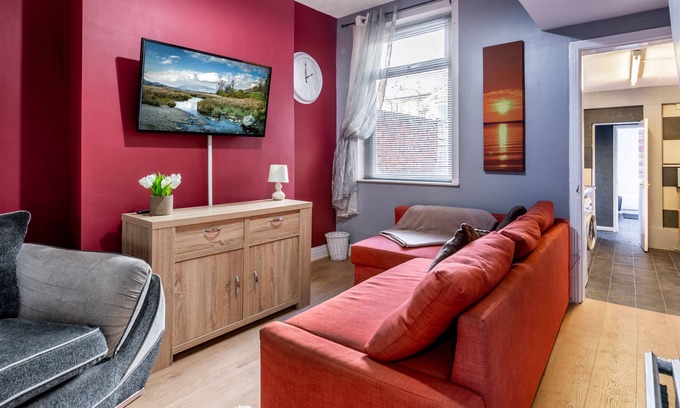 Middlesbrough House | Town centre town house