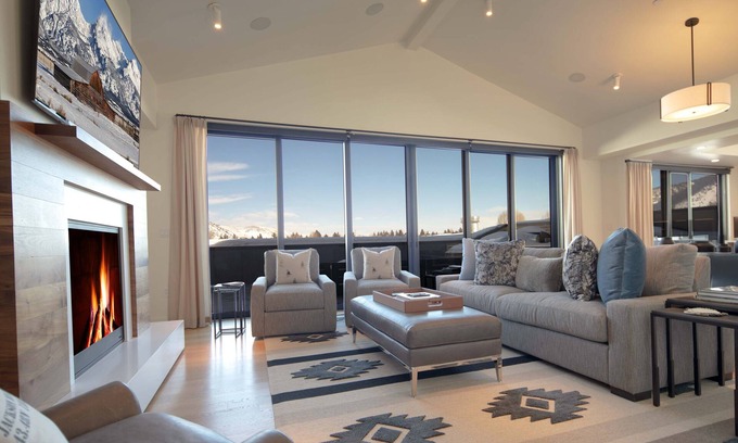 Jackson Condo | Town Hill Penthouse Ski In/Out at Snow King w/Deck w/Hot Tub, A/C, Fireplace