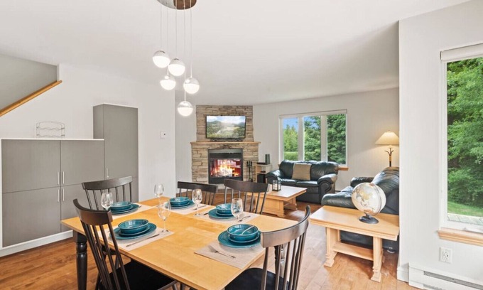 Mont-Tremblant House | Townhouse on the Golf w/Pool Access -Aiglon 1748