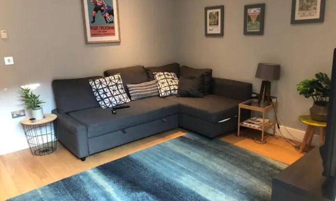 St. Margarets and North Twickenham House | Townhouse West London