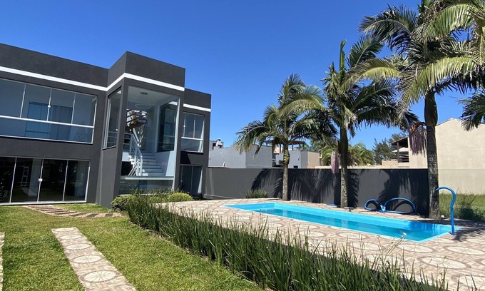 Capao da Canoa Villa | townhouse with pool