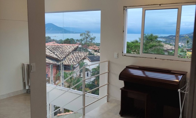 Tesouro da Colina House | Townhouse with sea view