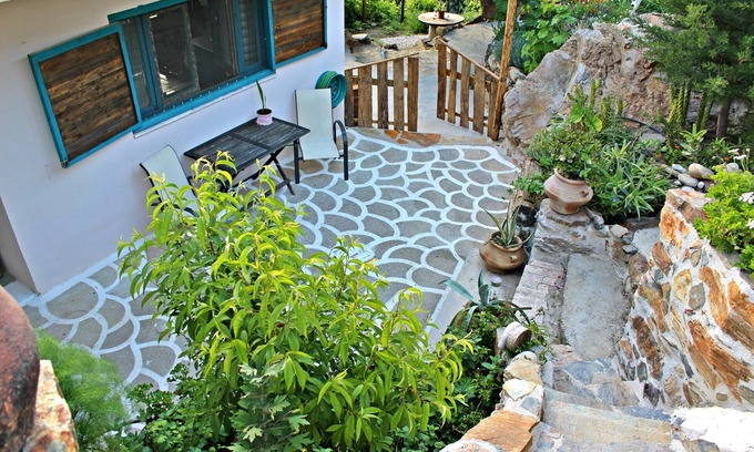Kantanos-Selino Cottage | Traditional stone cottage house in green landscape
