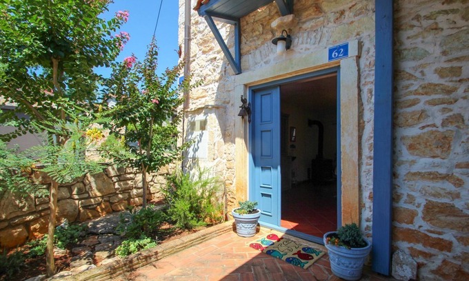 Babici House | Traditional stone house in the heart of Istria with air conditioning, WiFi, barbecue
