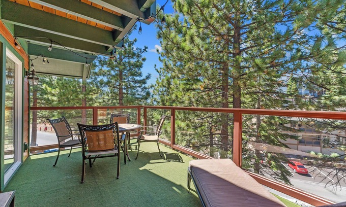 Tahoe Village House | Tramway Chalet | Free Heavenly Shuttle!