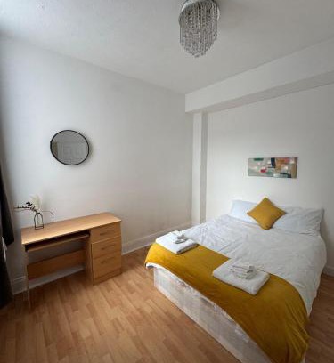 Portsmouth Apartment | Tranquil 4BR in Portsmouth