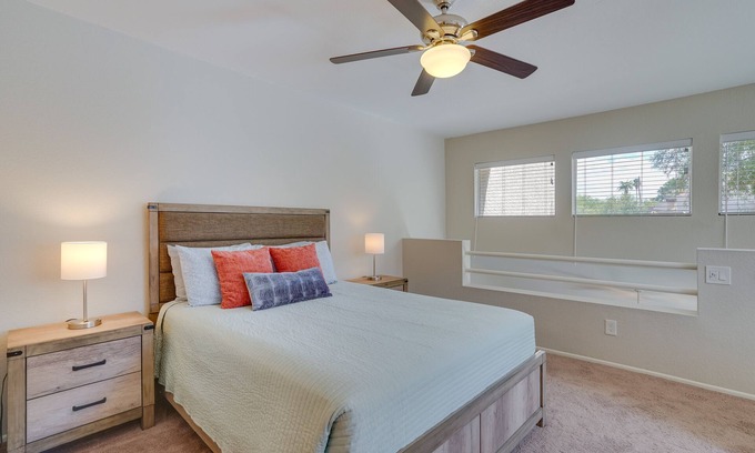 Tucson House | Tranquil & bright loft-style townhouse near Sabino Canyon!