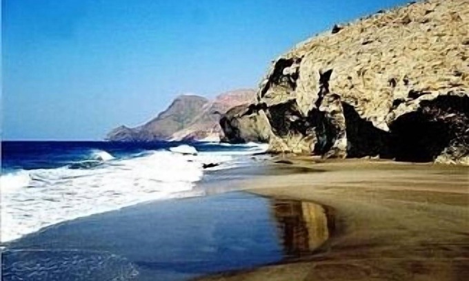 Los Alias Cottage | Tranquil Cottage With Shared Pool, Set In Pretty Mediterranean garden.