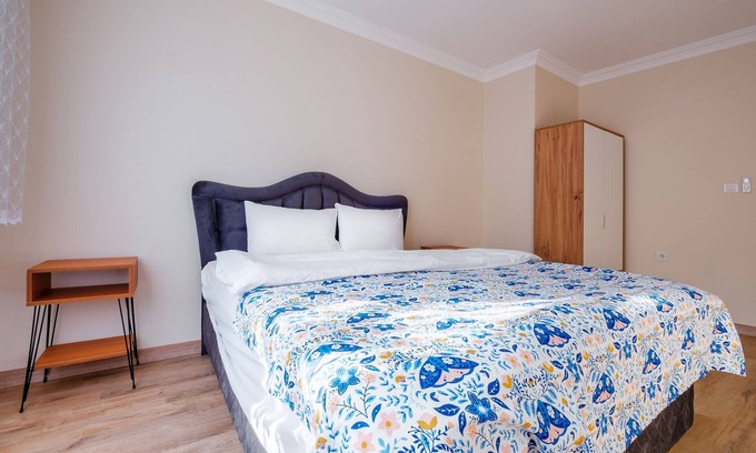 Osmangazi Apartment | Tranquil Flat with Balcony in Bursa