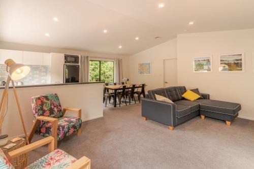 Akaroa House | Tranquil hideaway