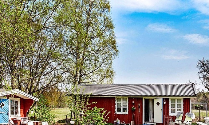 Tostared House | Tranquil Lake View Cottage-By Traum