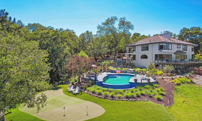 Glen Ellen House | Tranquil Sonoma Retreat by Kohmsa Stays - Pool, Hot Tub, Bocce & Outdoor Kitchen