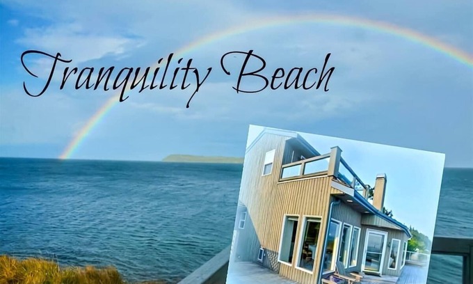 Diamond Point House | Tranquility Beach Hideaway Beachfront Escape